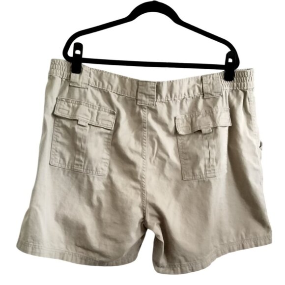 St Johns Bay Mens Size 44 Cargo Shorts Khaki 100% Cotton Casual Durable Style - Picture 4 of 7